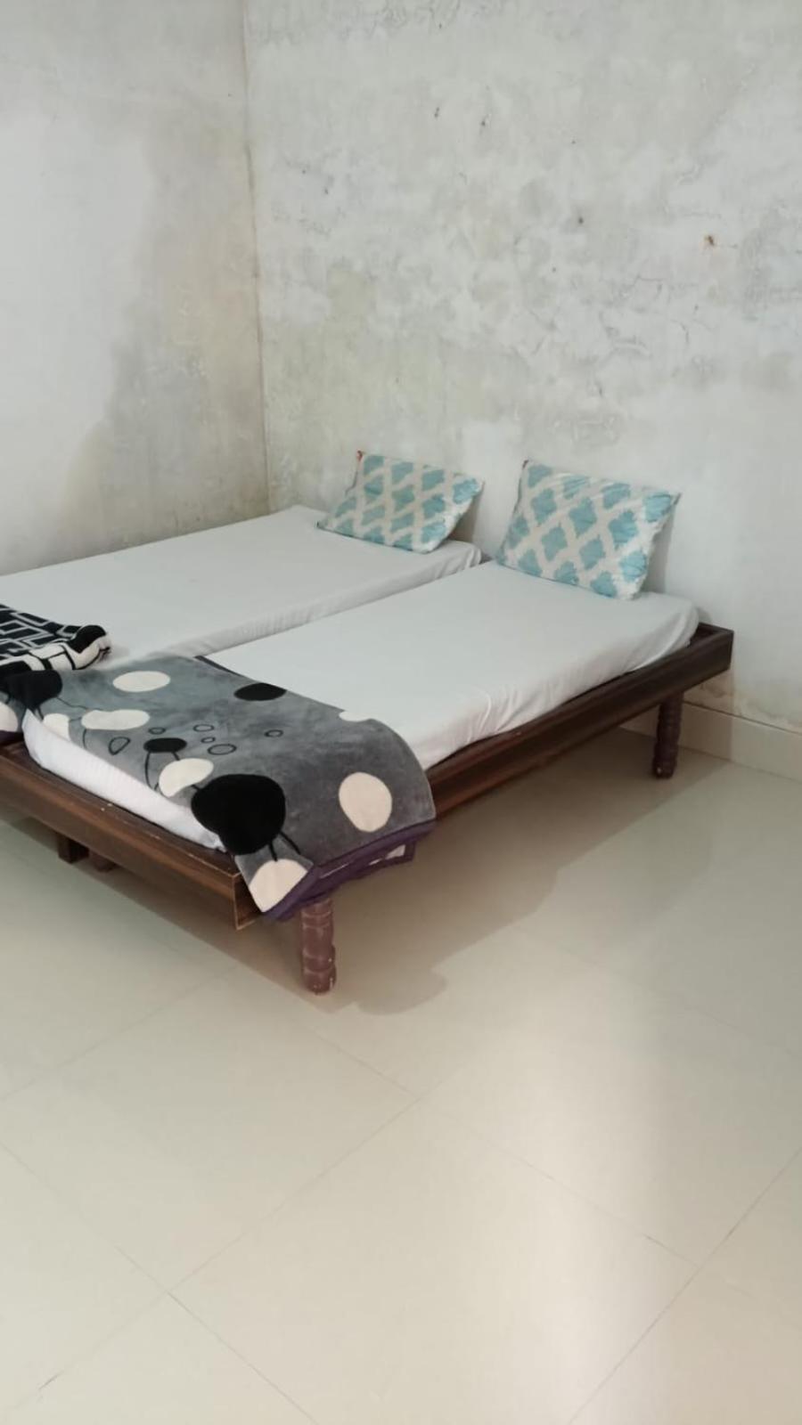 Dwarka Home Stay 外观 照片