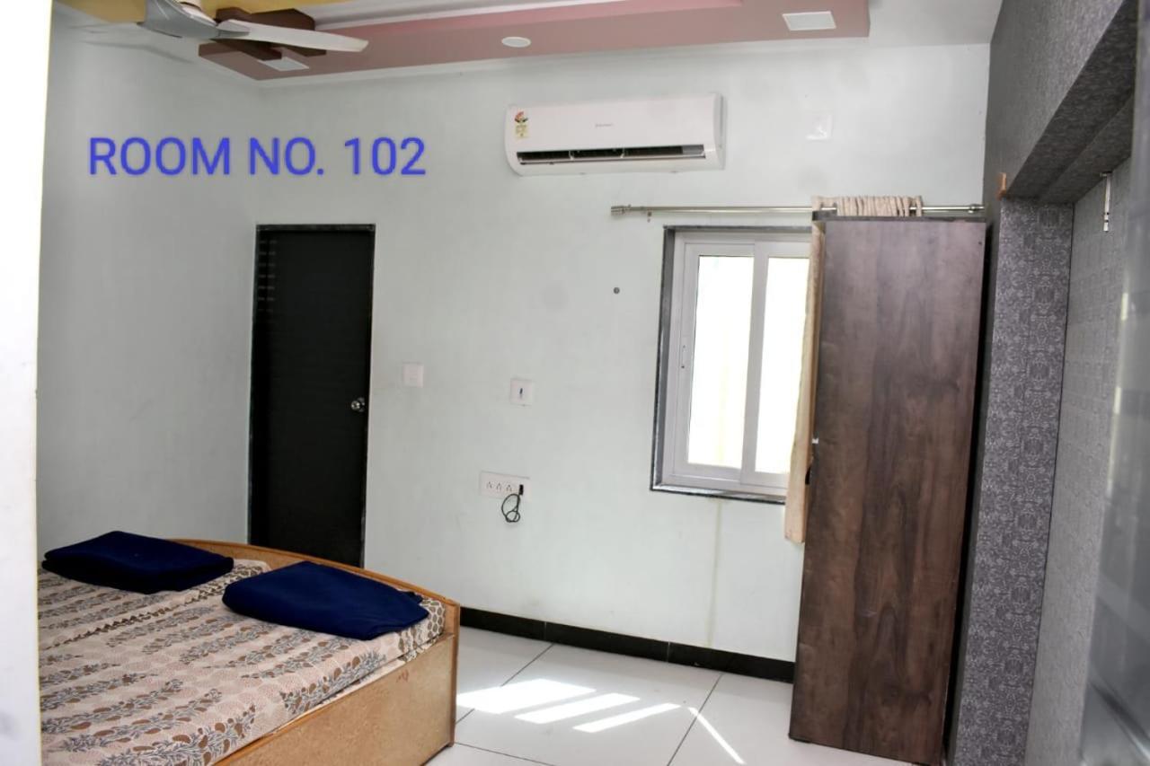 Dwarka Home Stay 外观 照片