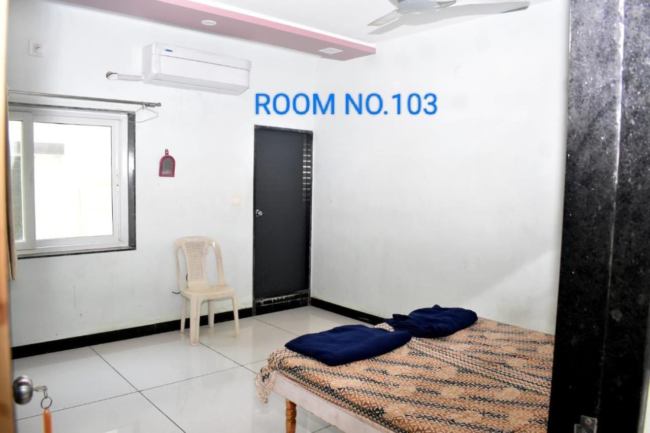 Dwarka Home Stay 外观 照片