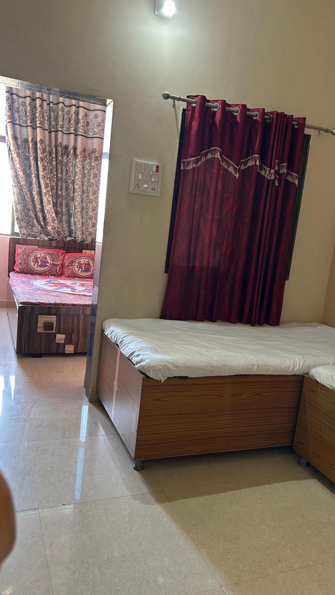Dwarka Home Stay 外观 照片